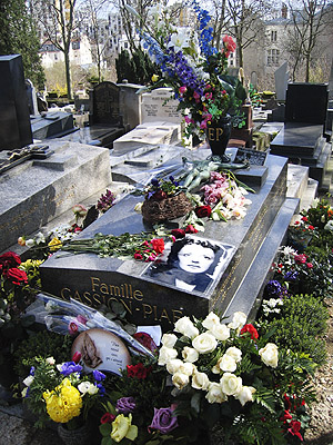 edith_piaf-grave-lachaise.jpg